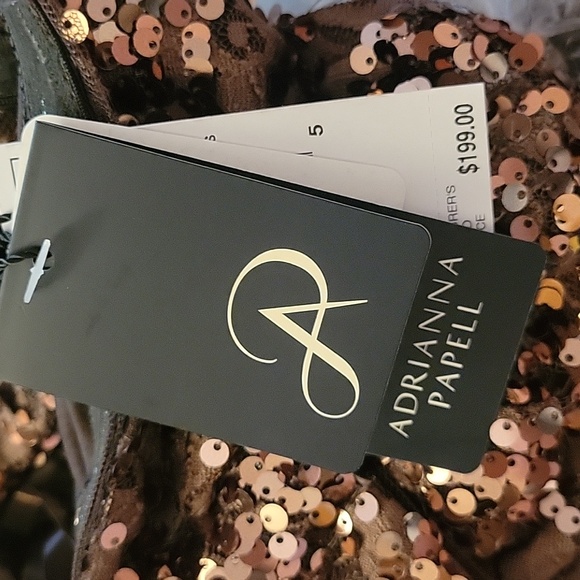 NWT Adrianna Papell Off-The-Shoulder Gold Sequin Cocktail Party Dress, Size 6 - Picture 6 of 6